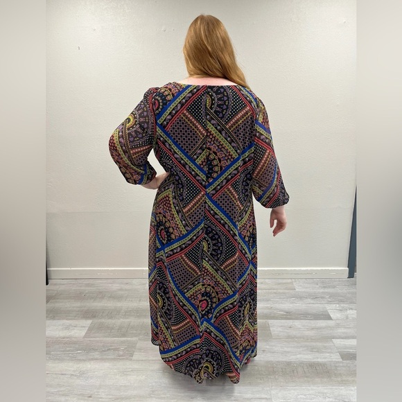 June & Vie Colorful Tribal Maxi Dress - Size 26 - Picture 4 of 5